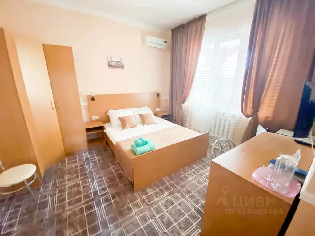 Комната Краснодарский край, Геленджик просп. Геленджикский, 68/2 - Фото 1