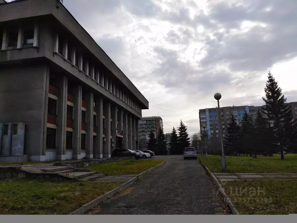 Помещение свободного назначения в Кемеровская область, Новокузнецк ул. ... - Фото 1