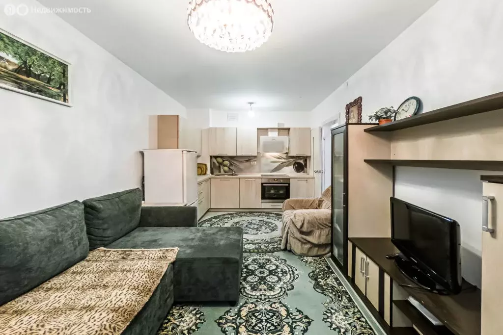 1-комнатная квартира: Свердловская область, муниципальное образование ... - Фото 1