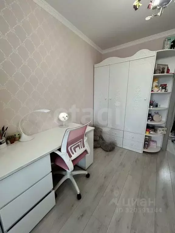 4-к кв. Ростовская область, Ростов-на-Дону просп. Королева, 25Б (91.0 ... - Фото 0