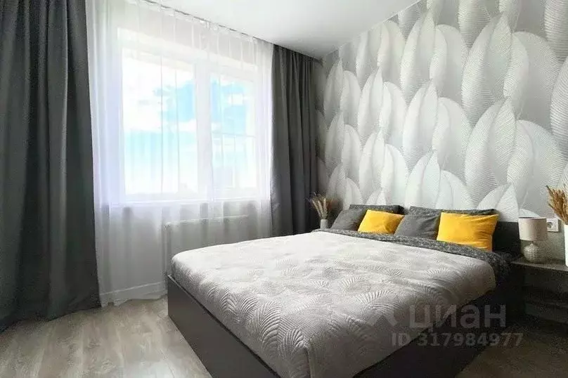1-к кв. Татарстан, Казань Комсомольская ул., 2 (40.0 м) - Фото 1