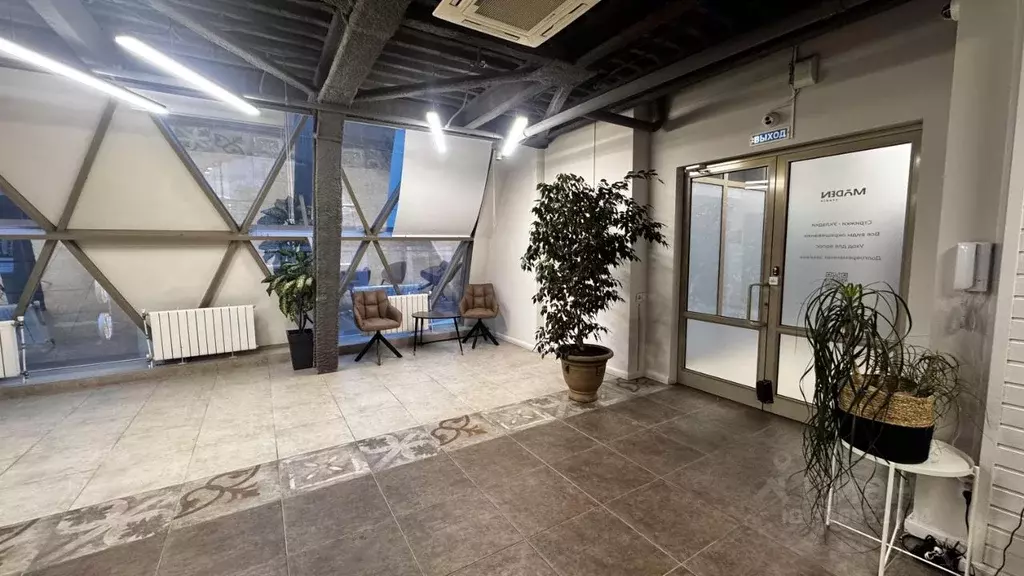 Помещение свободного назначения в Свердловская область, Екатеринбург ... - Фото 2