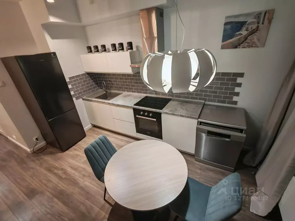 2-к кв. Московская область, Химки 9 Мая ул., 8А (51.0 м) - Фото 1