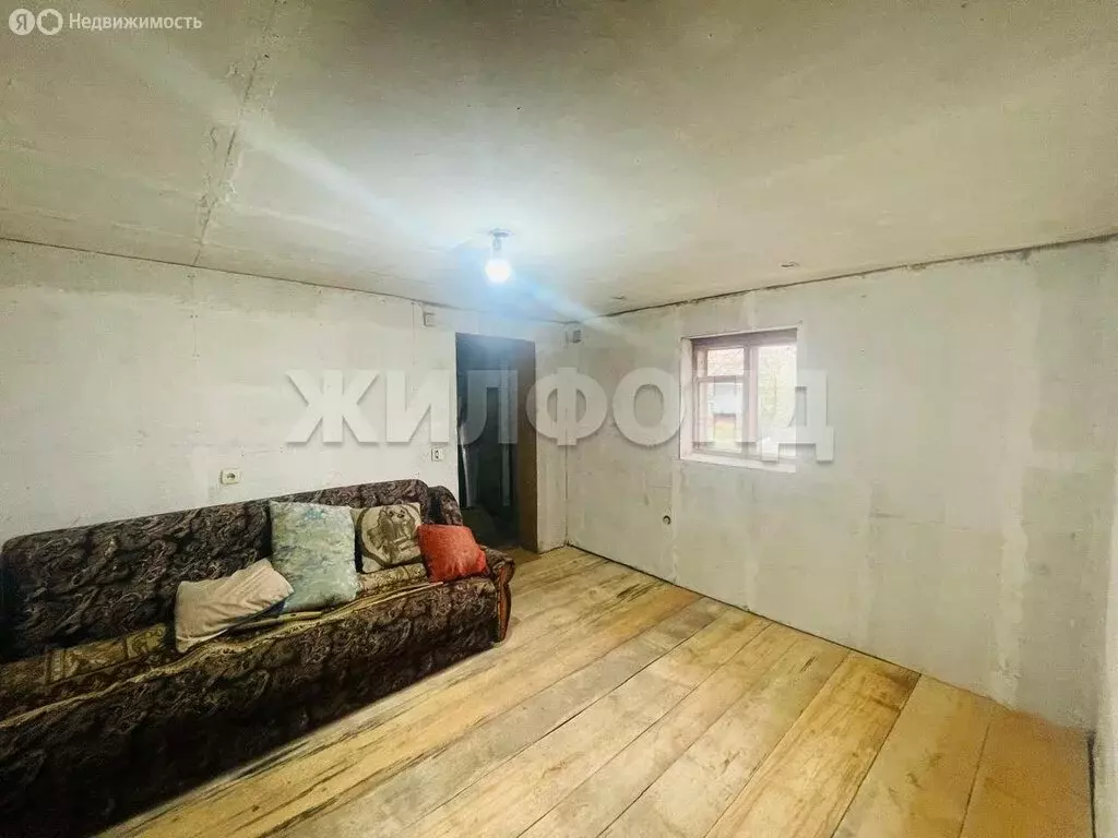 Дом в Карасук, улица Джамбула (62.9 м) - Фото 0