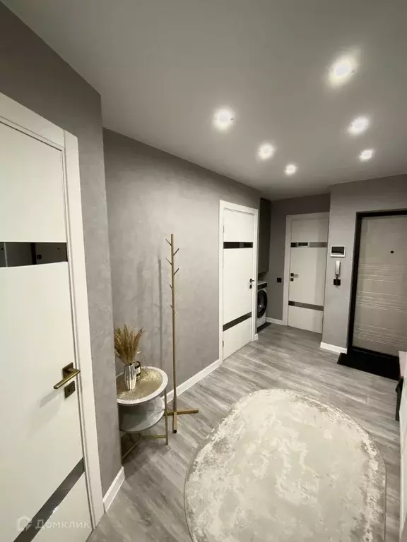 Продаётся 4-к квартира, 61.1 м - Фото 1