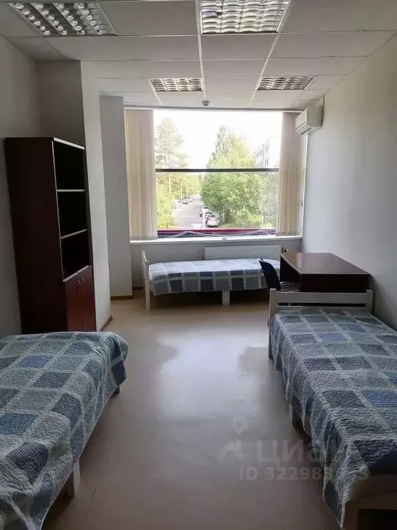 Комната Карелия, Костомукша Октябрьская ул., 10А - Фото 1