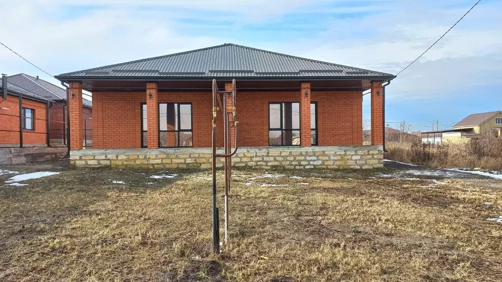 Коттедж в Ставропольский край, Михайловск Шпаковский район, ул. ... - Фото 1