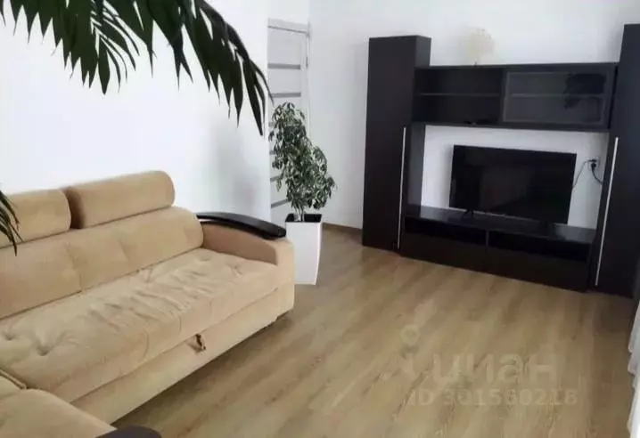 2-к кв. Башкортостан, Ишимбай ул. Мичурина, 3 (50.0 м) - Фото 0