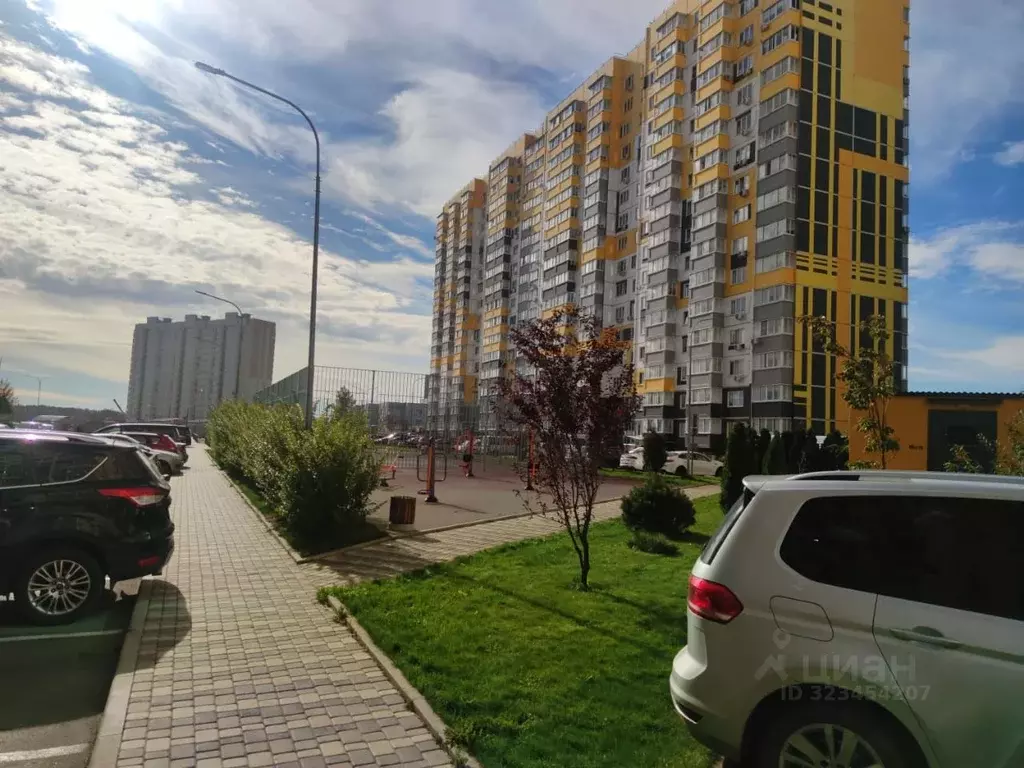 2-к кв. Краснодарский край, Краснодар ул. Имени 75-летия Победы, 26к2 ... - Фото 2