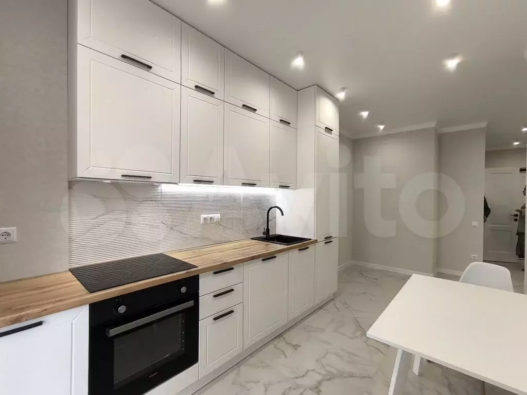 1-к. квартира, 40 м, 10/24 эт. - Фото 0