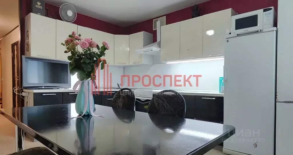 3-к кв. Пензенская область, Пенза ул. 65-летия Победы, 9 (106.0 м) - Фото 0