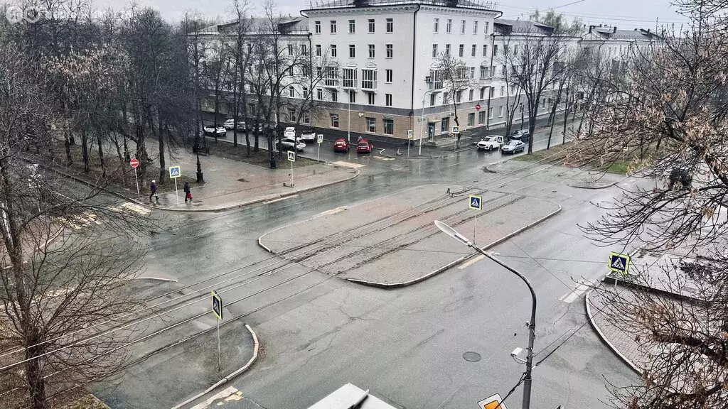 2-комнатная квартира: Уфа, Первомайская улица, 9 (60.6 м) - Фото 1