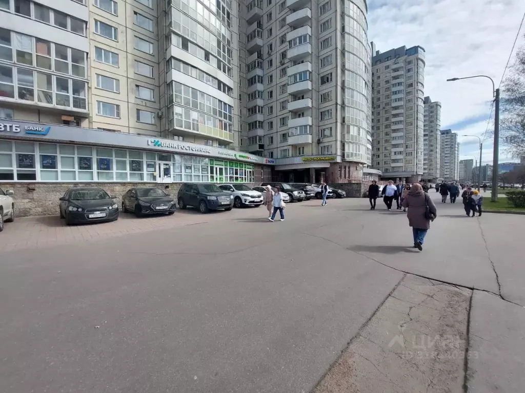 Помещение свободного назначения в Санкт-Петербург Комендантский ... - Фото 0