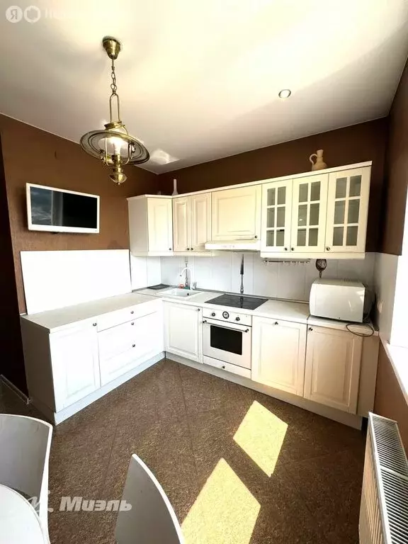 2-комнатная квартира: Химки, Ленинский проспект, 1к2 (75 м) - Фото 1