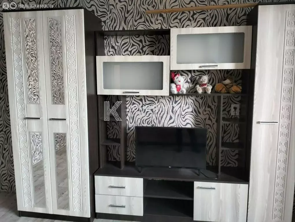 1-комнатная квартира: Красное Поле, квартал Звёздный, улица ... - Фото 0