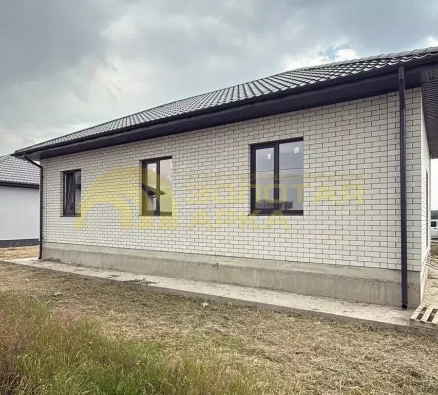 Дом в Краснодарский край, Крымск ул. Стекольная, 23 (80 м) - Фото 1