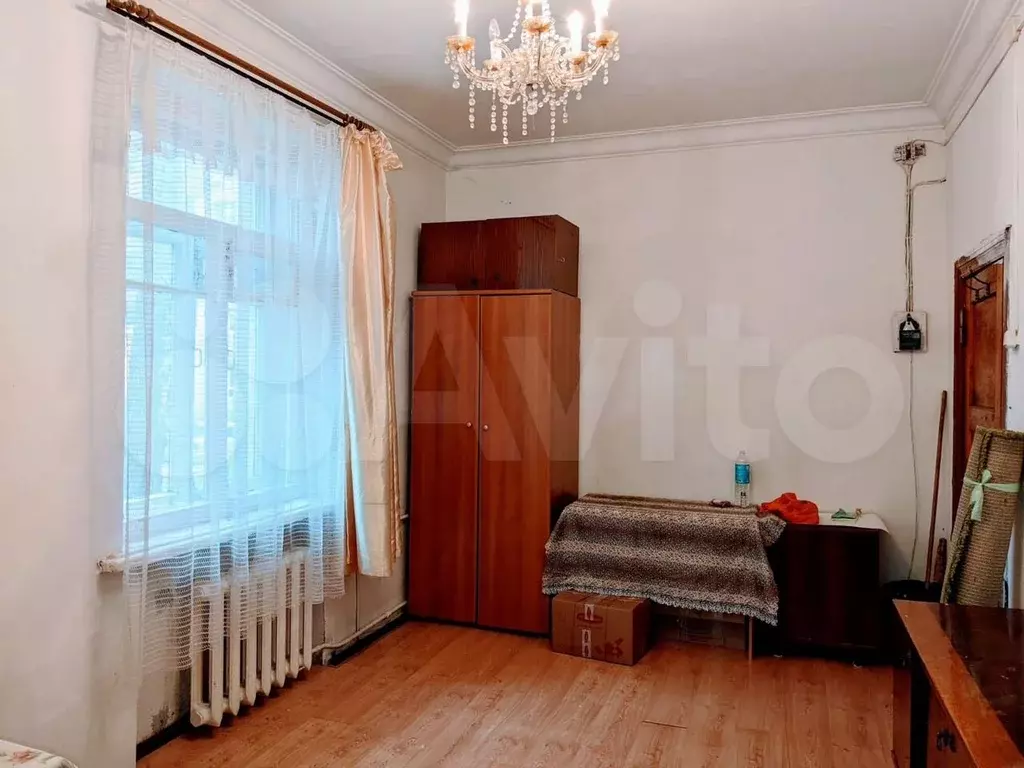 Комната 16,8 м в 3-к., 1/3 эт. - Фото 1