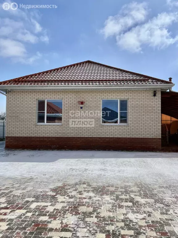 Дом в Темрюк, улица Гоголя, 2/4 (120 м) - Фото 1