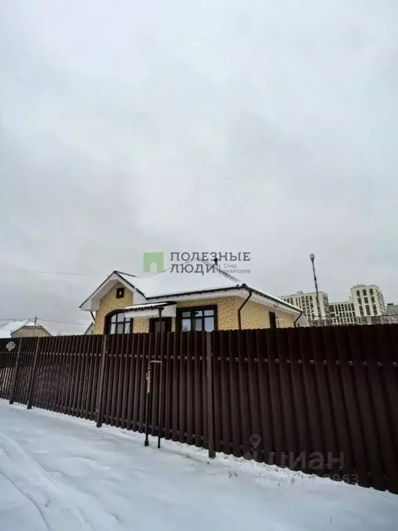 Дом в Курганская область, Курган Микрорайон Чистое Поле, ул. Мирная, ... - Фото 1