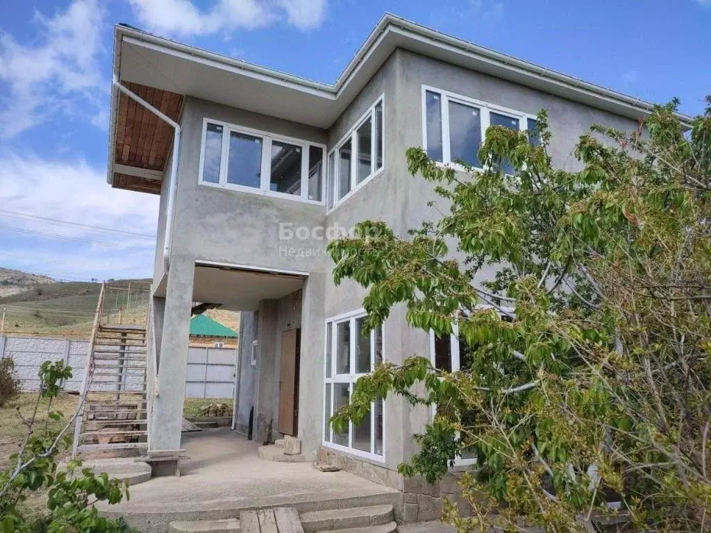 Дом в Крым, Феодосия муниципальный округ, Щебетовка пгт  (98 м) - Фото 1