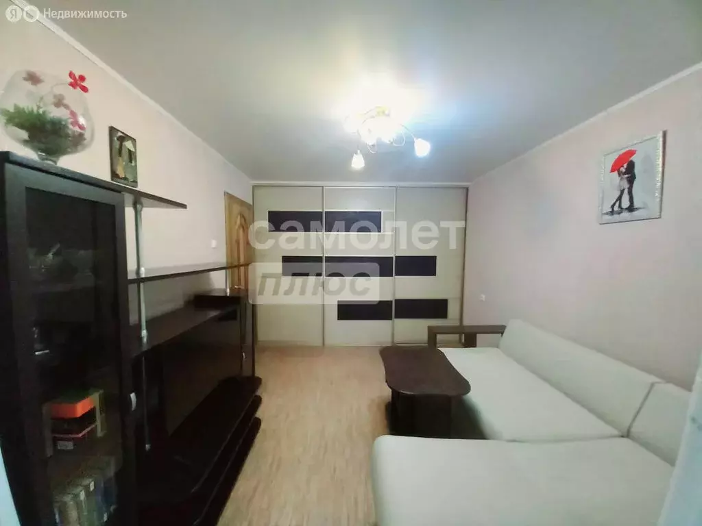 2-комнатная квартира: Комсомольск-на-Амуре, улица Аллея Труда, 57к2 ... - Фото 1