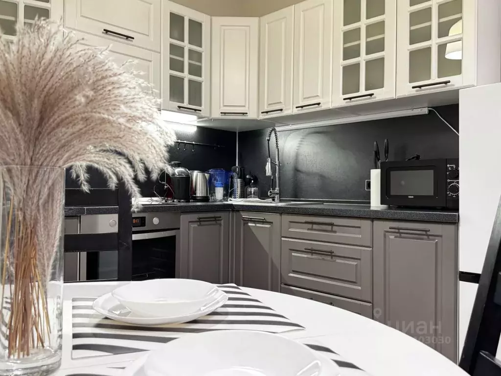 1-к кв. Татарстан, Казань ул. Оренбургский Тракт, 4Б (52.0 м) - Фото 1