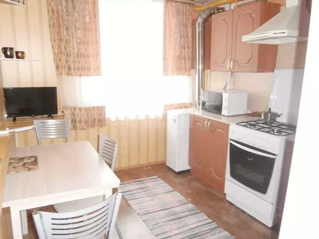 4-к кв. Калужская область, пос. Бабынино ул. Зеленая, 1 (99.2 м) - Фото 2