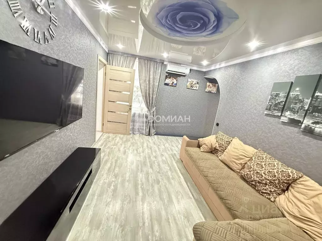 3-к кв. Ростовская область, Новочеркасск ул. Токарева (56.4 м) - Фото 1