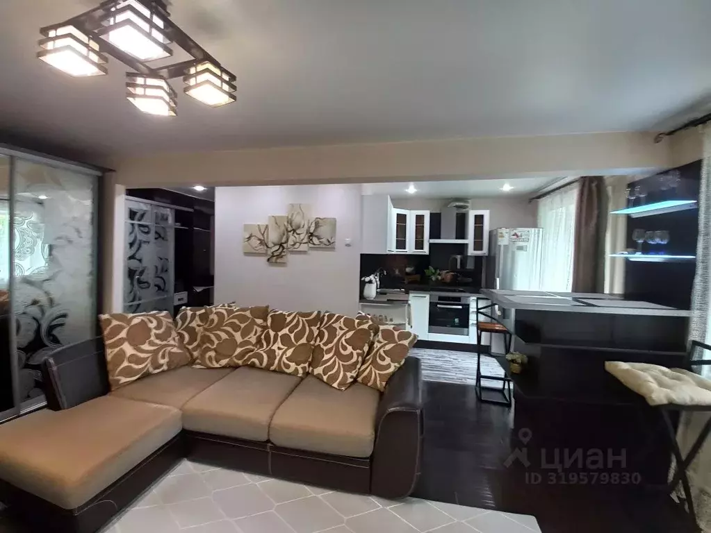3-к кв. Иркутская область, Иркутск ул. Лебедева-Кумача, 57 (60.0 м) - Фото 1