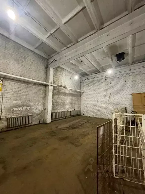 Торговая площадь в Калужская область, Обнинск Киевское ш., 31 (253 м) - Фото 1