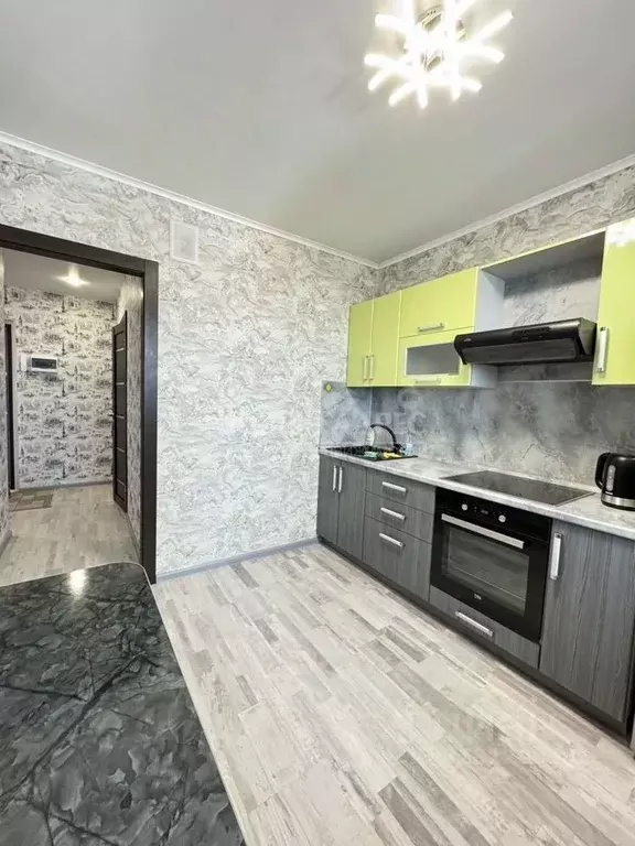 1-к кв. Калужская область, Калуга бул. Сиреневый, 12 (39.0 м) - Фото 0