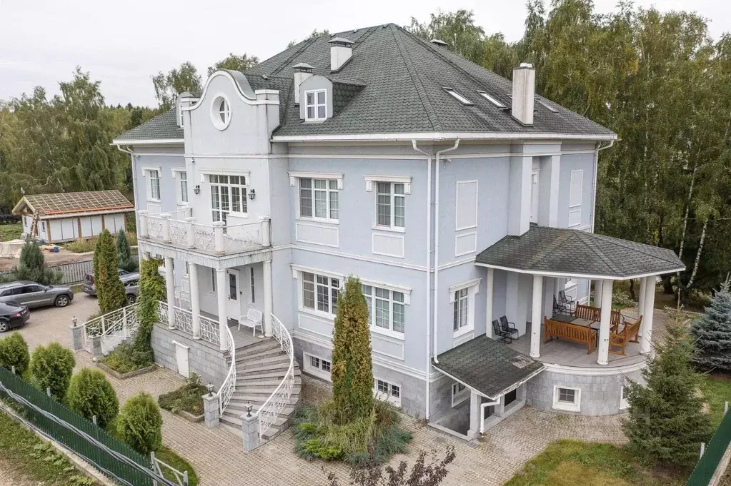 Дом в Москва д. Иваньково,  (900 м) - Фото 1