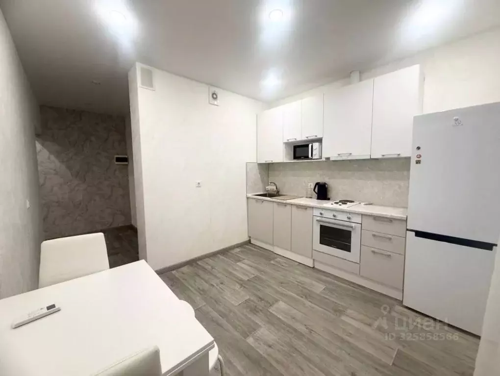 1-к кв. Татарстан, Казань ул. Дубравная, 42 (45.0 м) - Фото 2