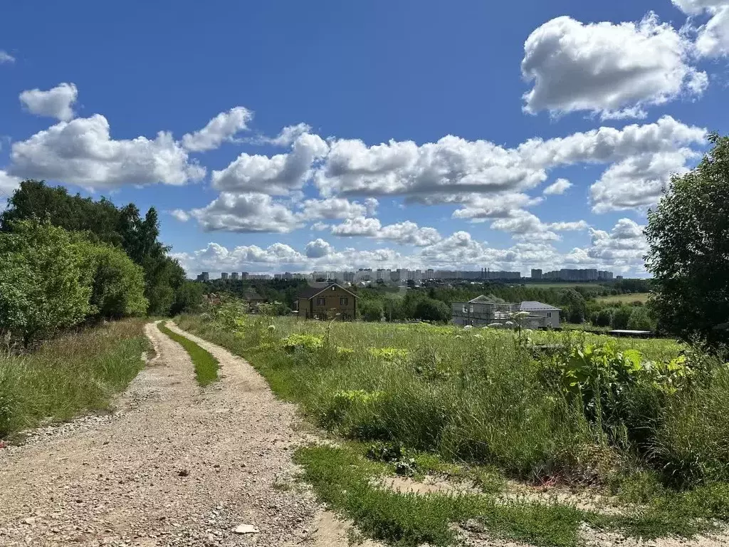 Участок в Московская область, Подольск городской округ, д. Кутьино ул. ... - Фото 0