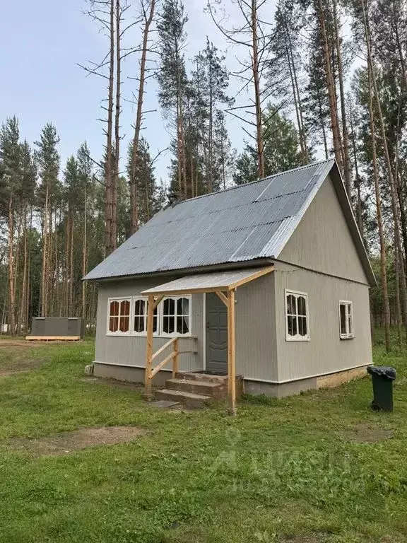 Дом в Псковская область, Куньинский район, Жижицкая волость, д. ... - Фото 1