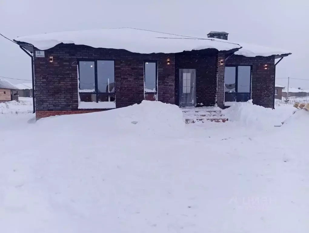 Дом в Татарстан, Лаишевский район, Егорьевское с/пос, д. Кзыл-Иль ул. ... - Фото 1