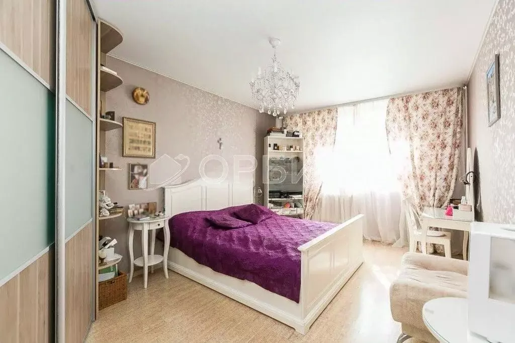 2-к кв. Тюменская область, Тюмень ул. Льва Толстого, 64 (84.0 м) - Фото 1