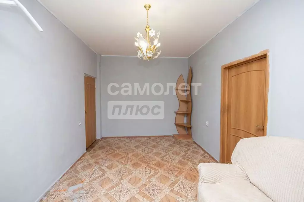 3-к кв. Челябинская область, Челябинск ул. Вагнера, 76 (62.7 м) - Фото 0