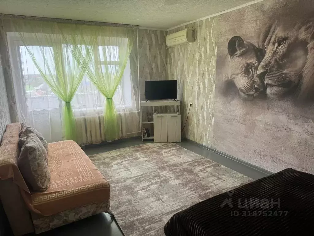 1-к кв. Краснодарский край, Приморско-Ахтарск ул. 50 лет Октября, 18 ... - Фото 0