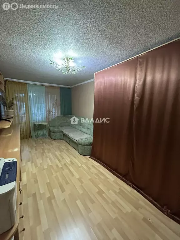 3-комнатная квартира: посёлок Майский, улица Вавилова, 18 (59.5 м) - Фото 1