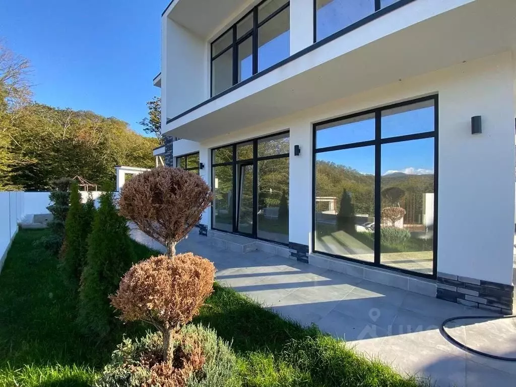 Дом в Краснодарский край, Сочи Урожайная ул., 20Б (160 м) - Фото 2