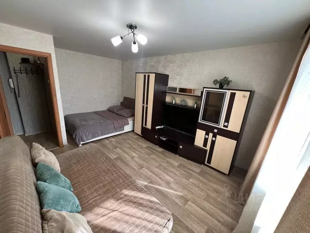 1-к кв. Свердловская область, Екатеринбург ул. Викулова, 33/3 (28.0 м) - Фото 0