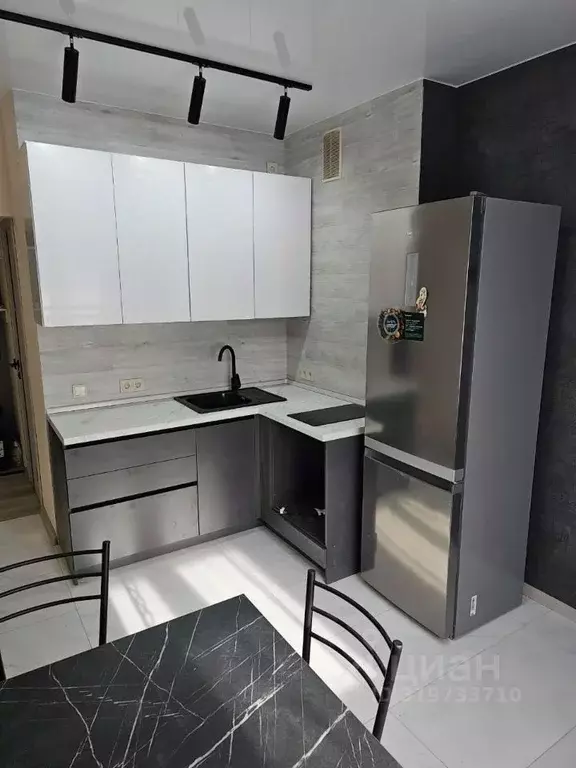 1-к кв. Иркутская область, Иркутск ул. Багратиона, 47 (33.4 м) - Фото 1
