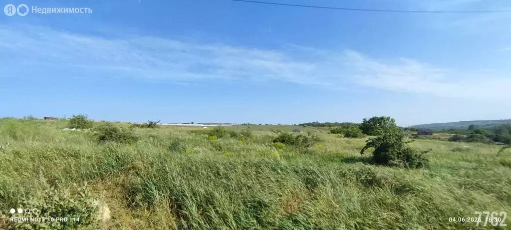 Участок в хутор Большой Лог, Артемовская улица (5.6 м) - Фото 0