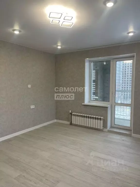 2-к кв. Омская область, Омск просп. Королева, 7 (70.4 м) - Фото 2