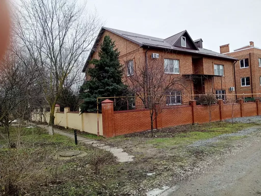 Дом в Ростовская область, Аксайский район, Щепкинское с/пос, пос. ... - Фото 1