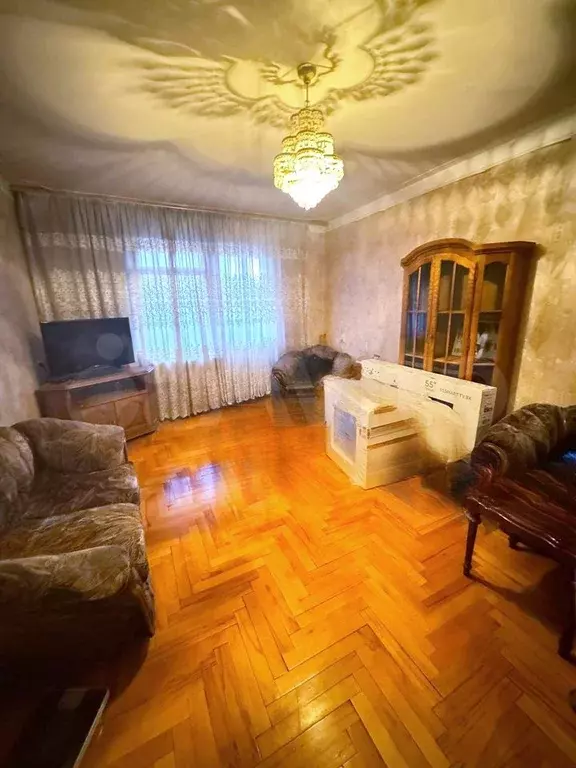 3-к. квартира, 70 м, 4/5 эт. - Фото 1