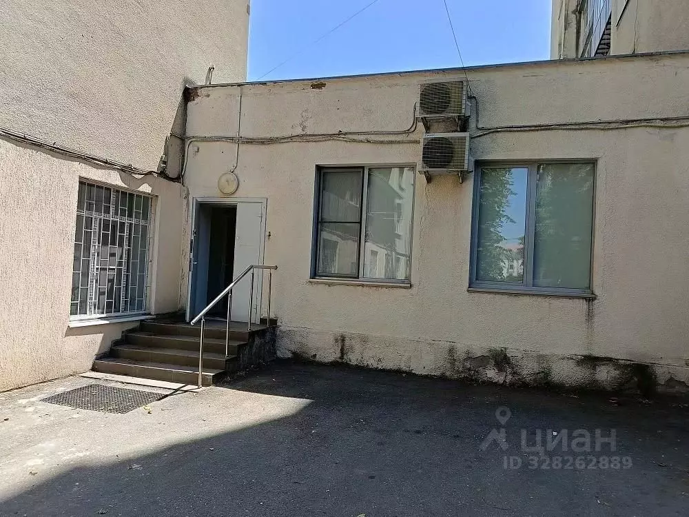 Помещение свободного назначения в Кабардино-Балкария, Нальчик ул. ... - Фото 2