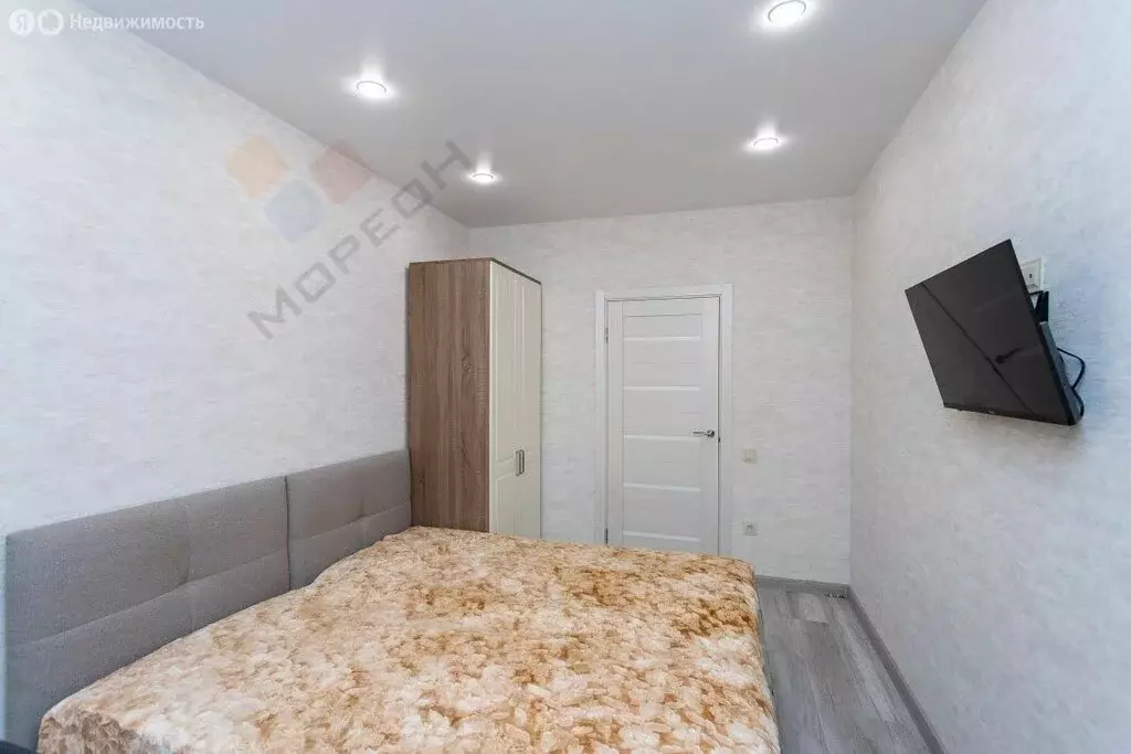 3-комнатная квартира: Краснодар, улица Западный Обход, 45к1 (58.9 м) - Фото 1