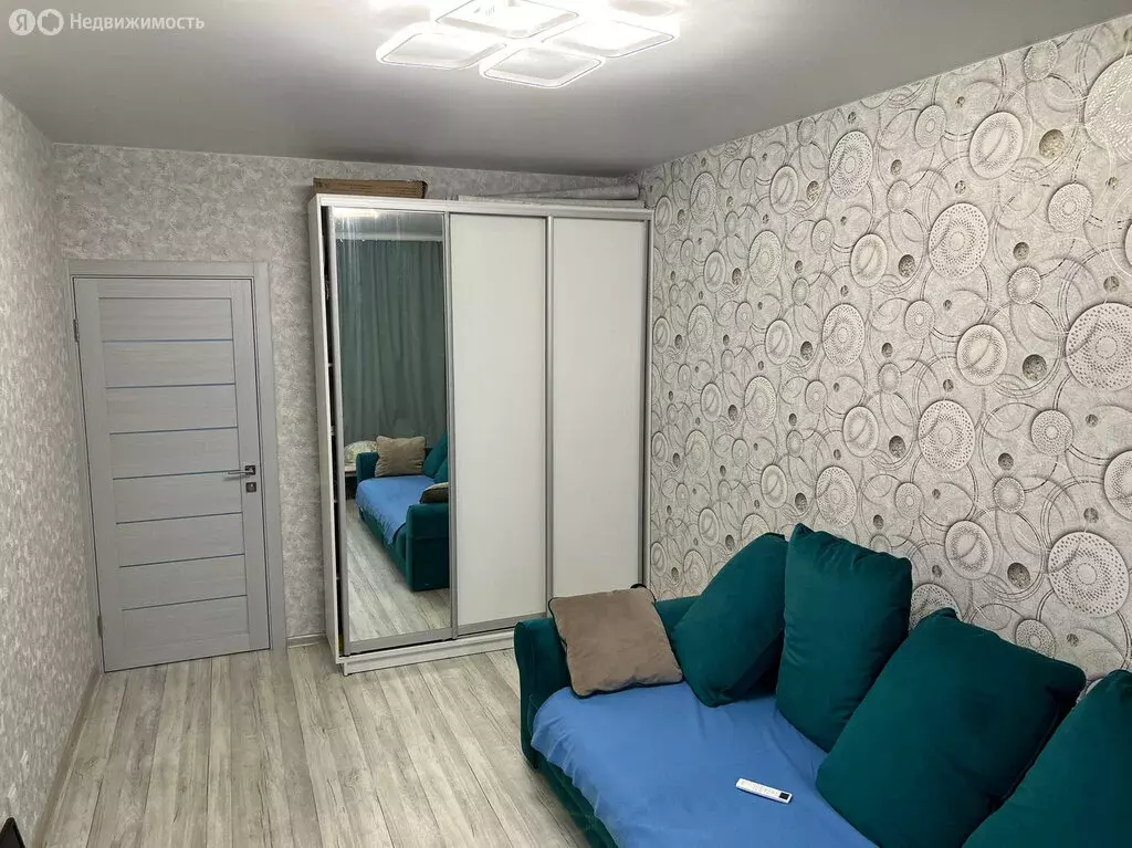 1-комнатная квартира: Краснодар, Адмиралтейский бульвар, 3к3 (38 м) - Фото 0